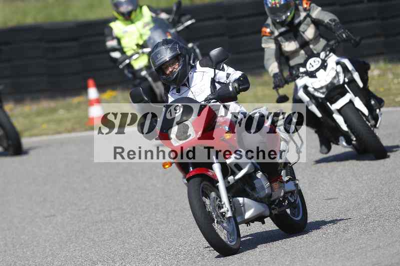 /01 02.04.2026 MAZ ADR/Gruppe gelb Gruppe gruen/45